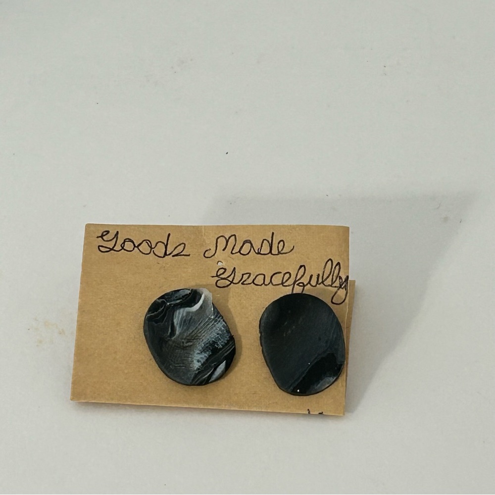 Goods Made Gracefully Black clay stud earrings
